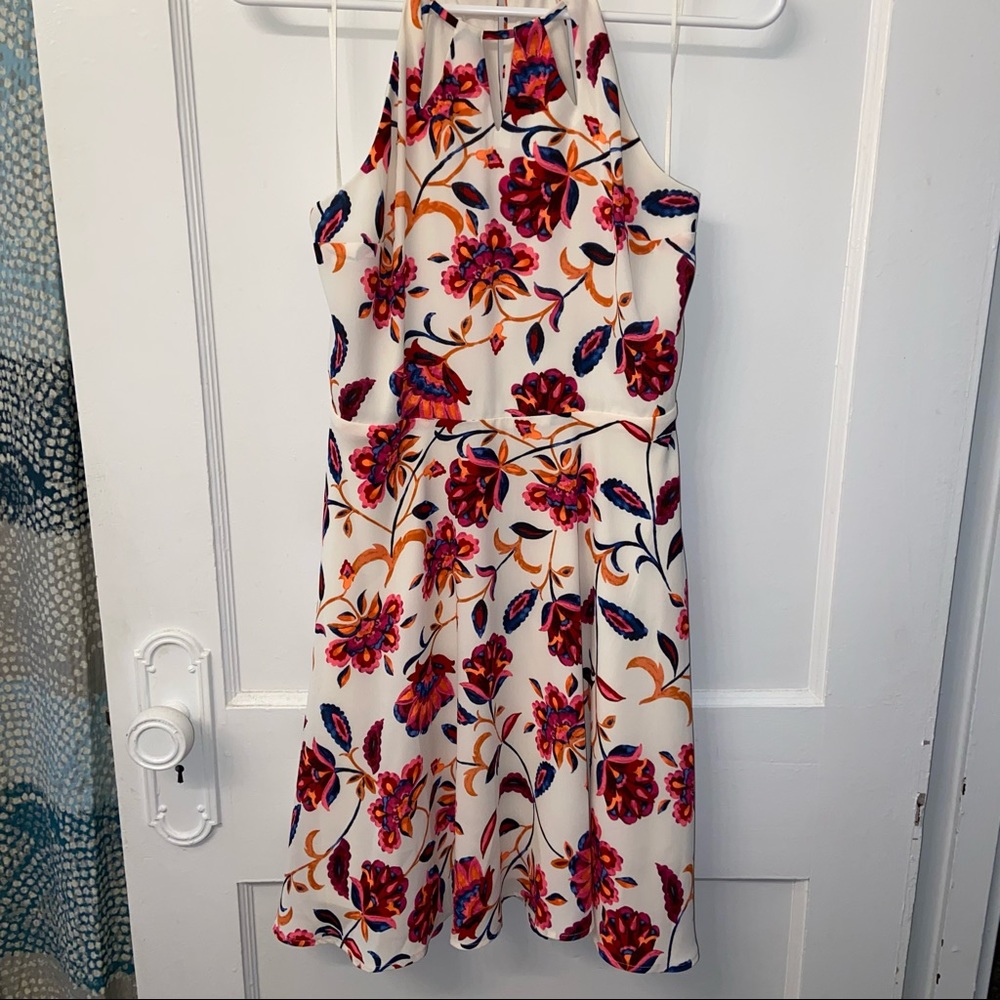 White Floral Express Dress